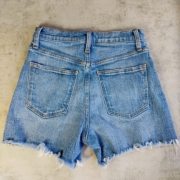 Madewell High Rise Denim Shorts Blue Distressed Hem Medium Wash Size 25 - Picture 4 of 13